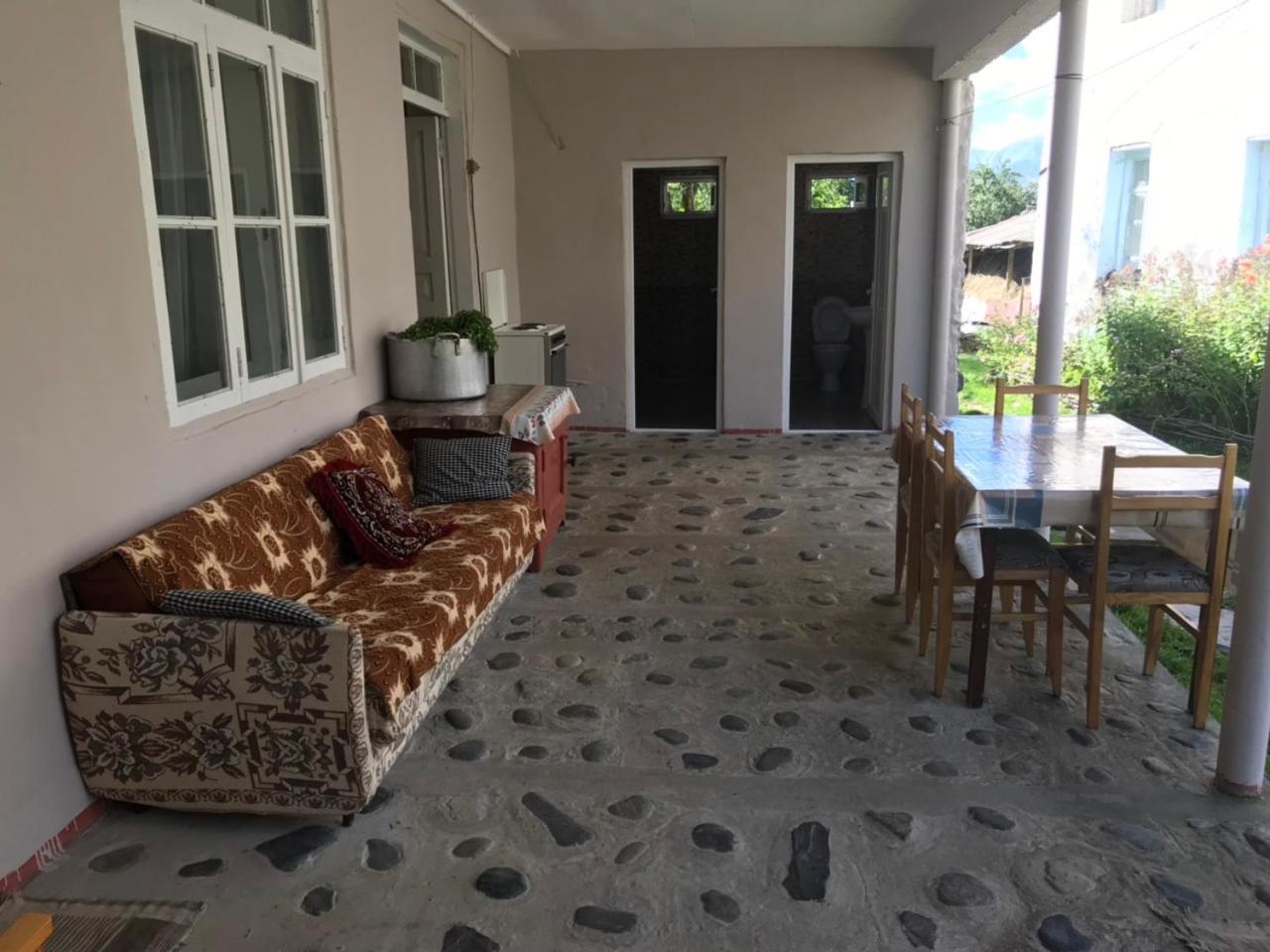 Ciuri'S Guesthouse Zhabeshi 외부 사진